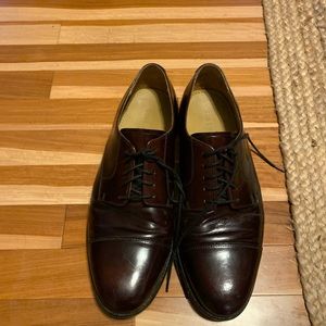 Cole Haan burgundy derby shoes 10D
